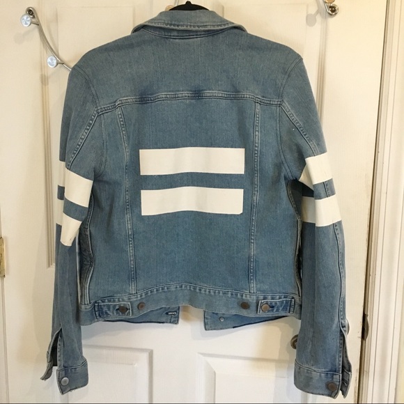 Denim jacket - Picture 1 of 6
